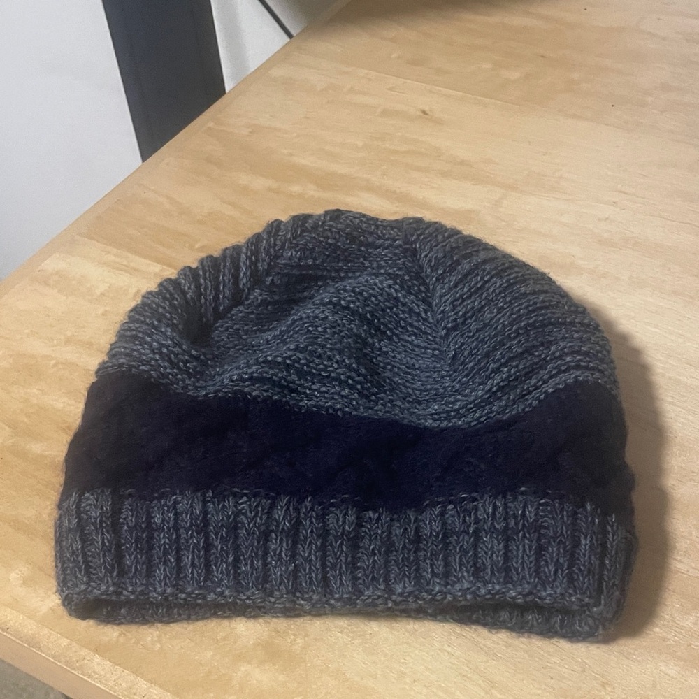 Men's Gray and Navy Knit Beanie